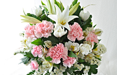 弔電・お悔やみ電報「アレンジメント（白＆ピンク）」白とピンクのお花を基調にした弔電