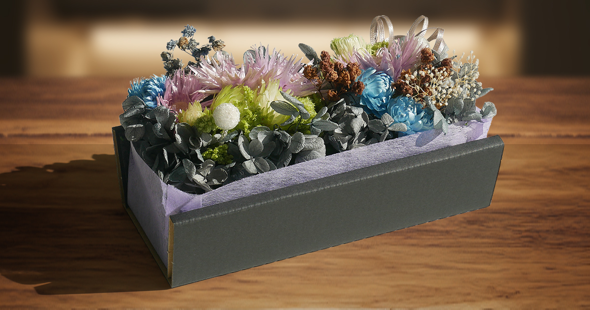 プリザーブドフラワーBOX 弔い｜上品に想いを届ける弔電ギフト【For