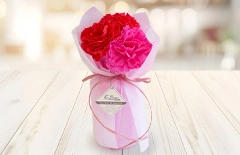 母の日電報 カーネーション花束｜赤とピンクの花のギフト