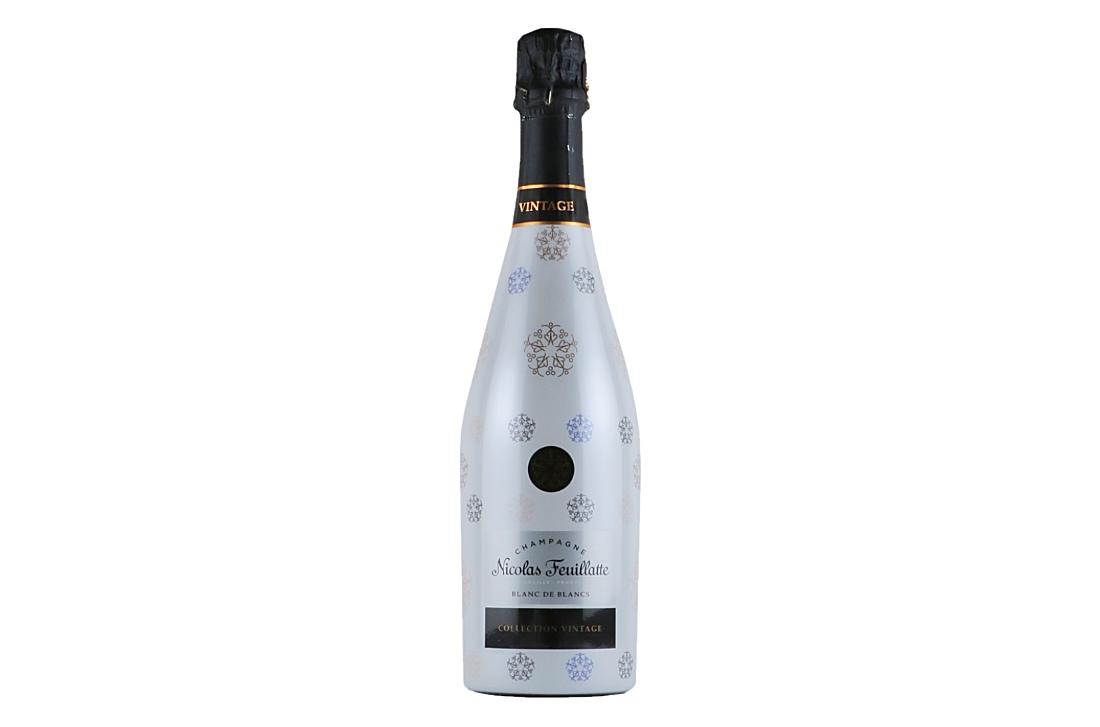 フィニッシュにはコリアンダー等のスパイスのニュアンスも広がるシャンパンに台紙がセットになった電報の「ニコラ　ブラン・ド・ブラン2012」