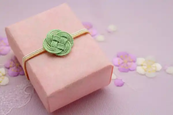 出産祝いの電報