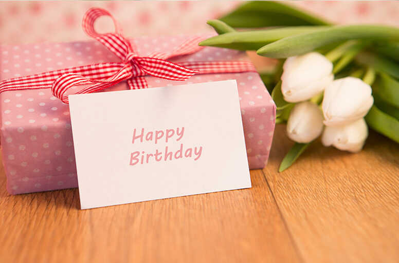 【シーン別】誕生日の祝電にぴったりの文例22選!